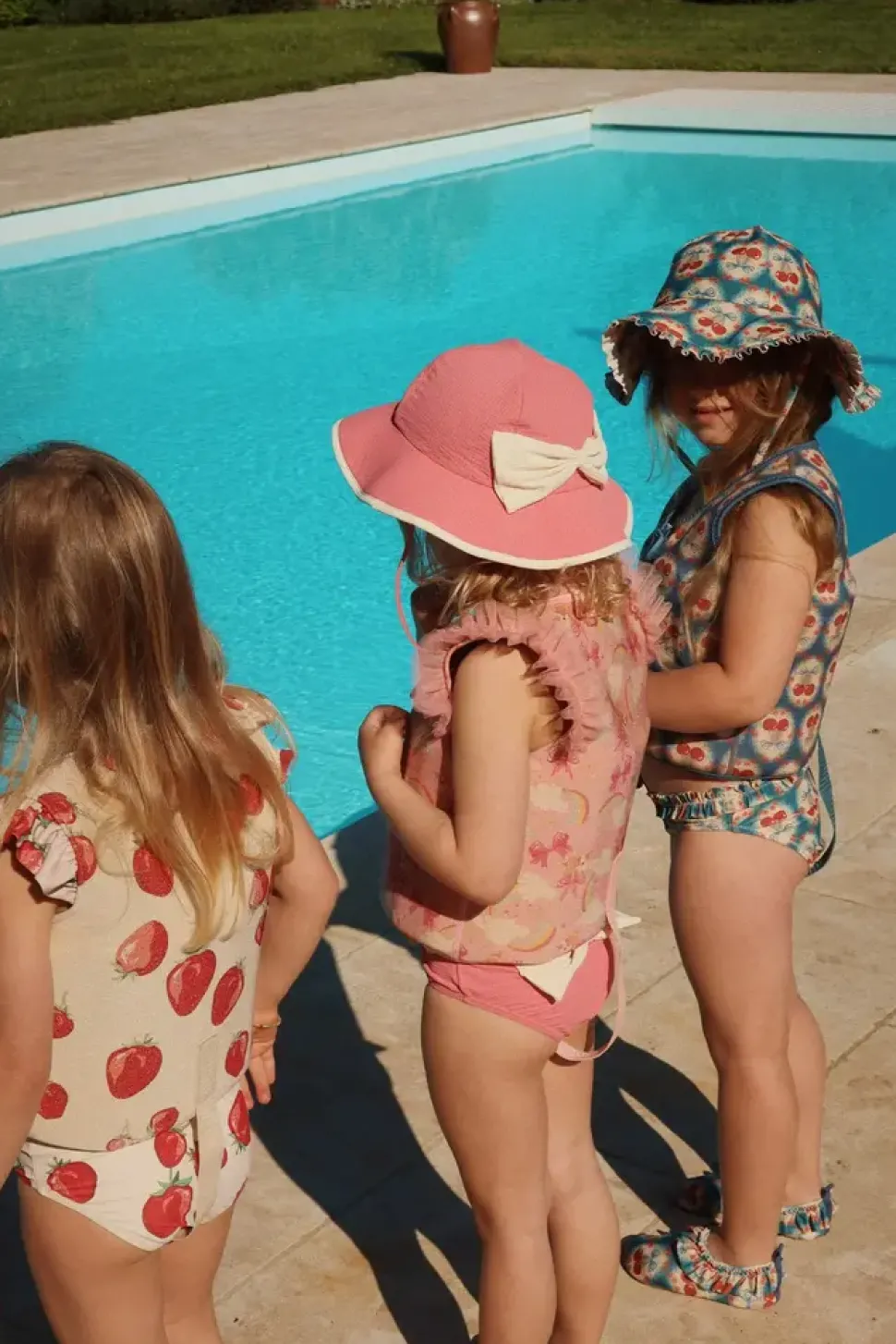 konges_sljd__amelia_swim__2.webp Konges Sløjd | Amelia Swim Vest | Rainbow Bow
