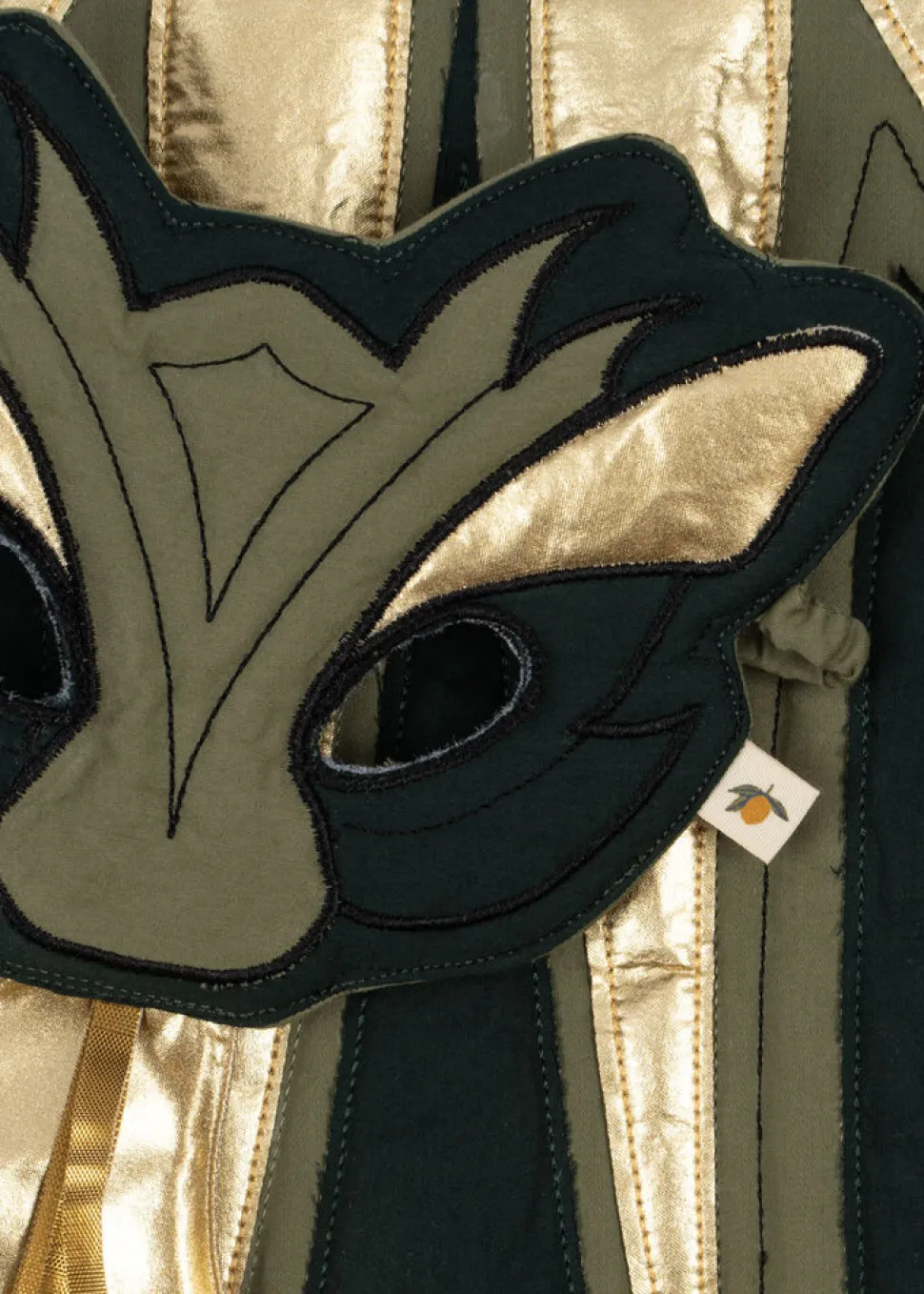konges_sljd__dragon_costu_1.webp Konges Sløjd | Dragon Costume | Burnt Olive