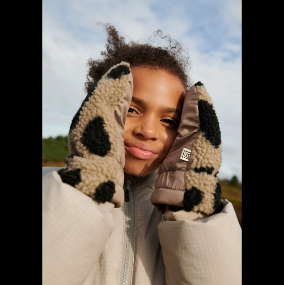 liewood__grethe_pile_glov_2-1.webp Liewood | Grethe Pile Gloves | Mega leo / Oat mix