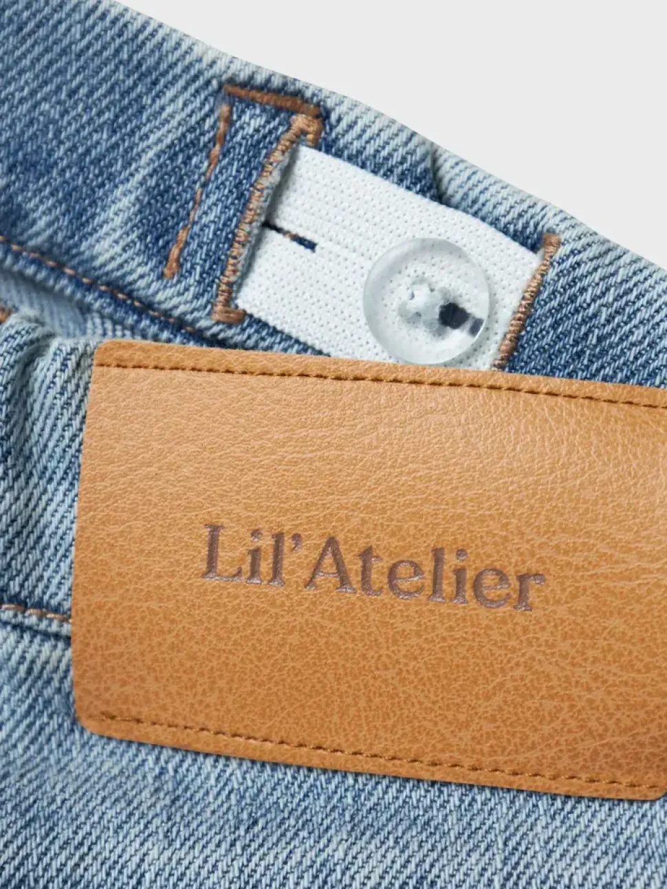 lilatelier__nbmdarlee_loo_2.webp Lil'Atelier | NBMDARLEE LOOSE JEANS 2060-SE D LIL | Medium Blue Denim